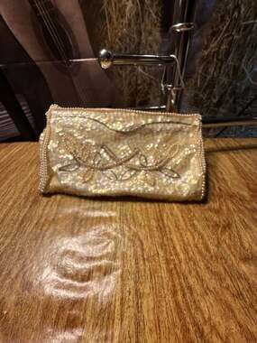 Vintage Debbie Made in Japan Iridescent Sequin and Faux Pearl Beaded Clutch